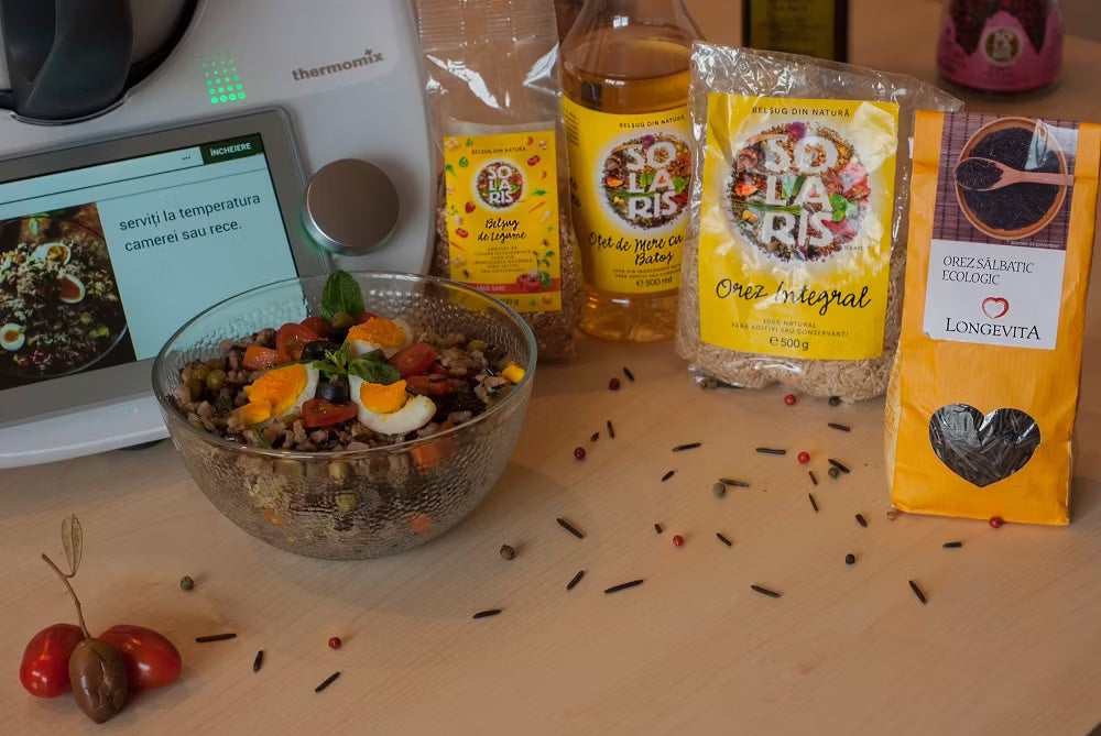 Salata de orez salbatic cu legume