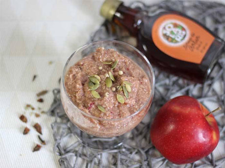 Smoothie cu măr, roșcove și mirodenii