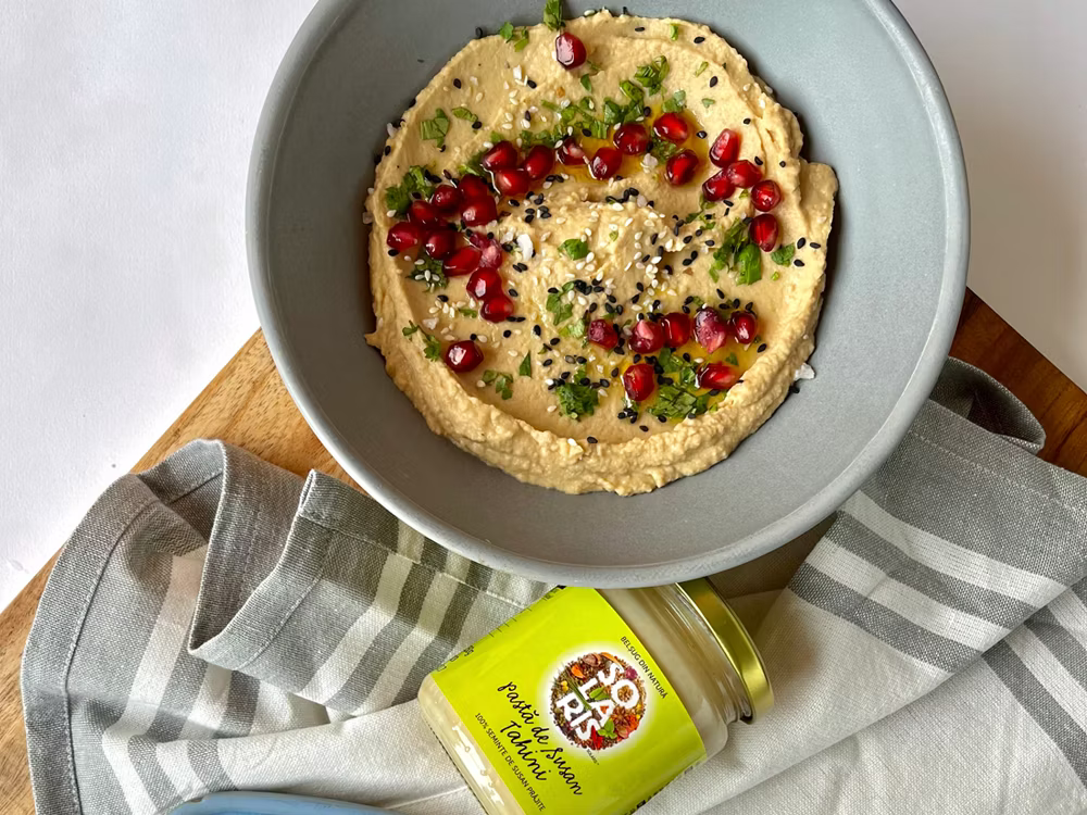 Hummus cremos cu rodii