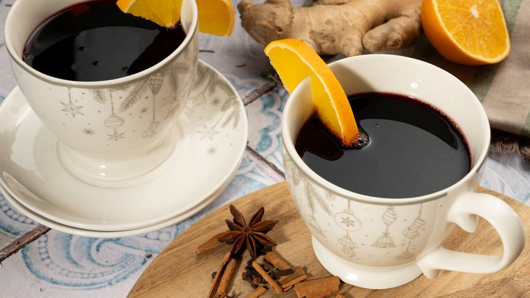 Vin fiert aromat cu mirodenii de iarna