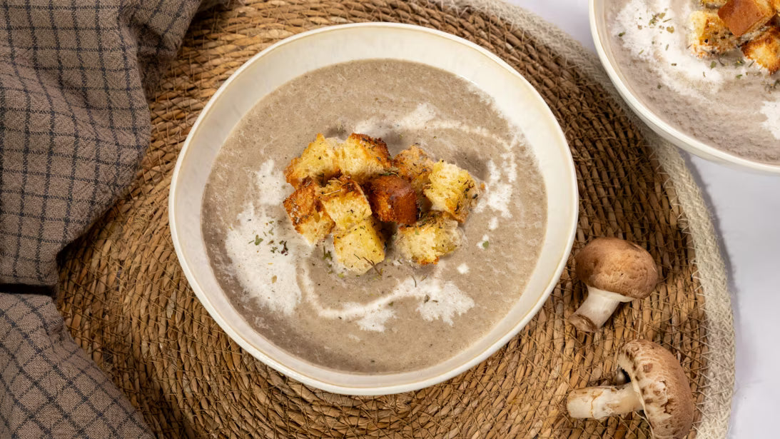 Supa crema de ciuperci cu ierburi de Provence