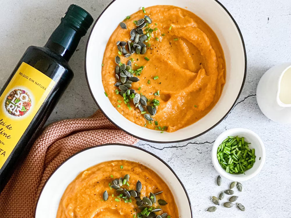 Supa crema de cartofi dulci și zucchini